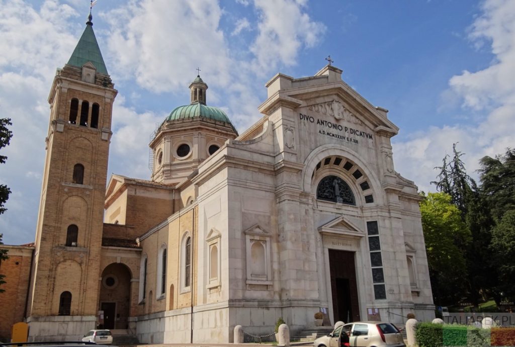Predappio, Chiesa di Sant'Antonio, wrzesień 2015.