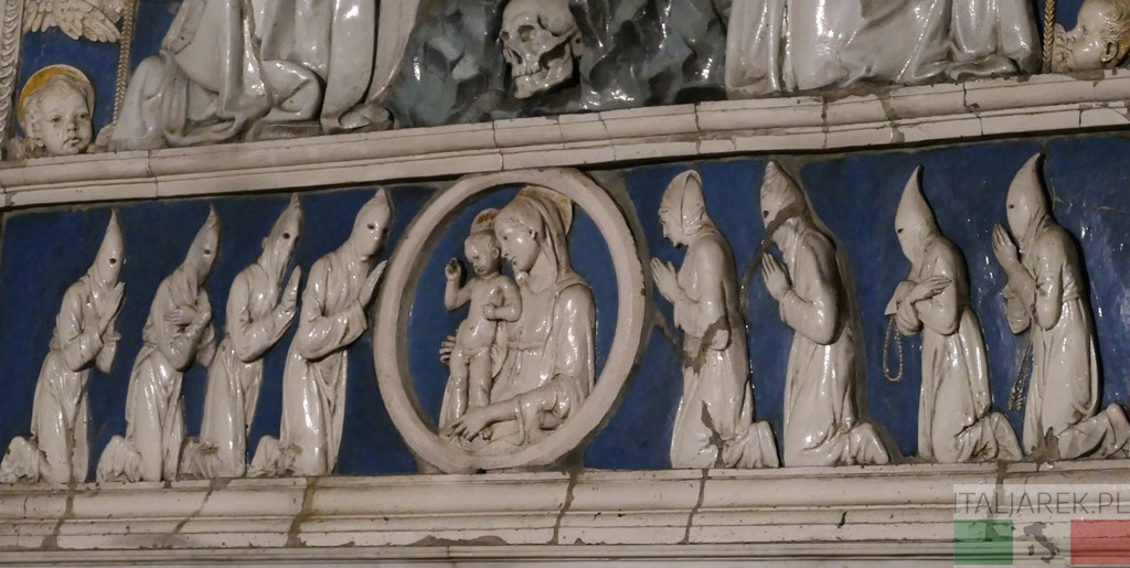Arezzo - fragment rzeźby w katedrze