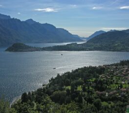 Okno na jezioro Como. Lago di Como