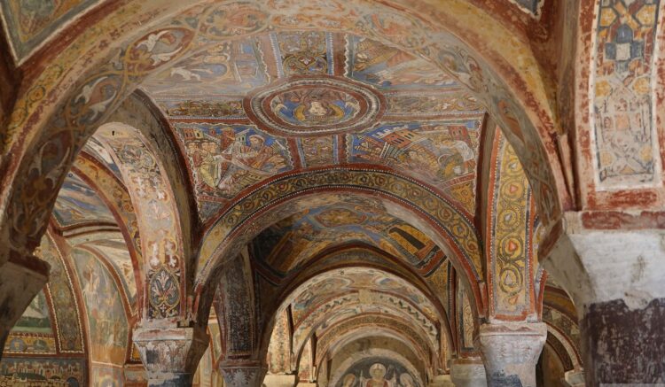 Kaplica Sykstyńska średniowiecza - krypta San Magno w Anagni.