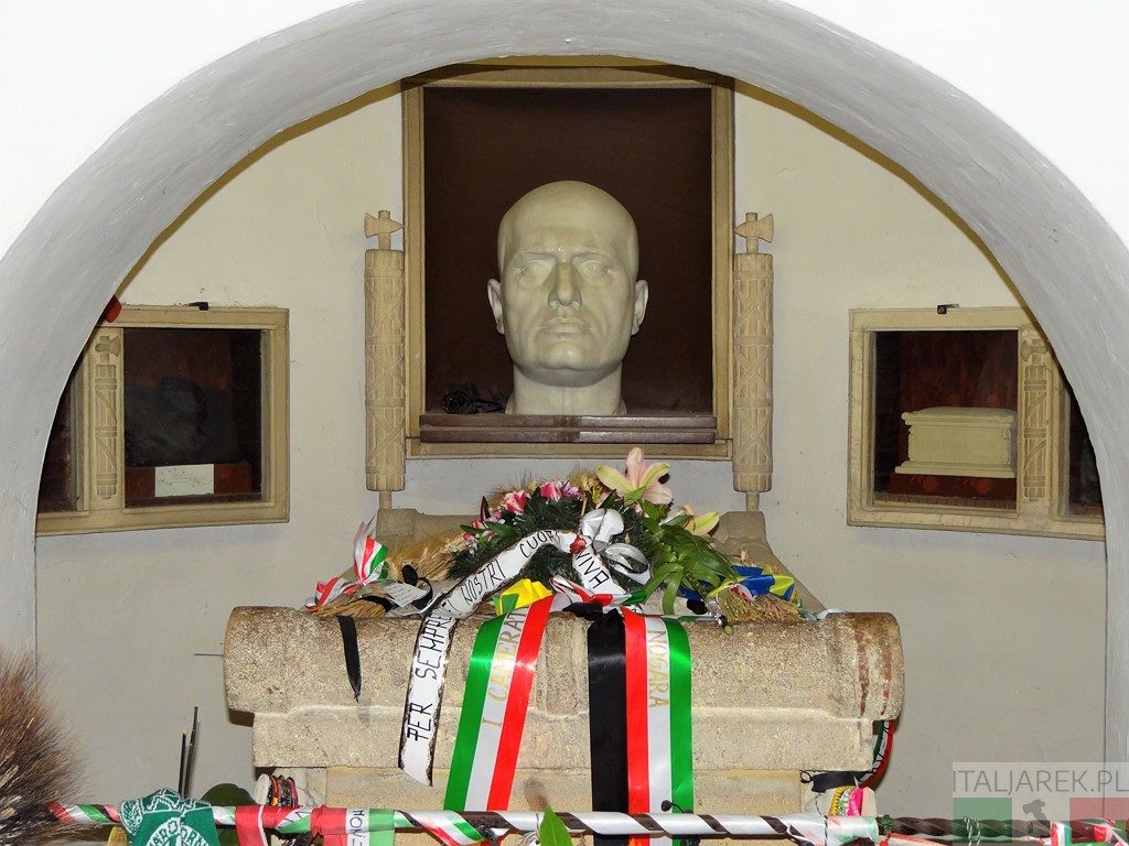 Predappio - grobowiec Mussoliniego