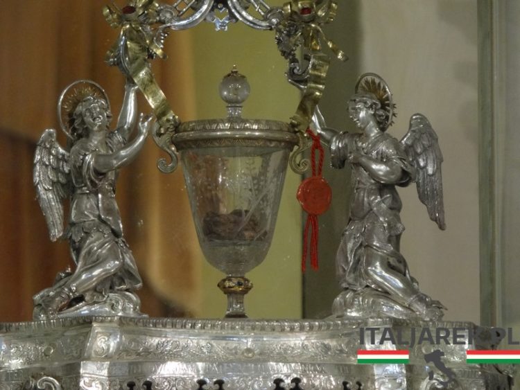 Cud Eucharystyczny W Lanciano ItalJarek W ochy Oczami Polaka cud-eucharystyczny-w-lanciano-italjarek-w-ochy-oczami-polaka