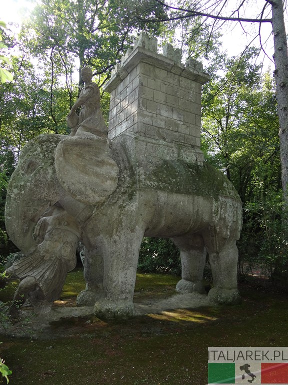 Słoń - Parco dei Mostri