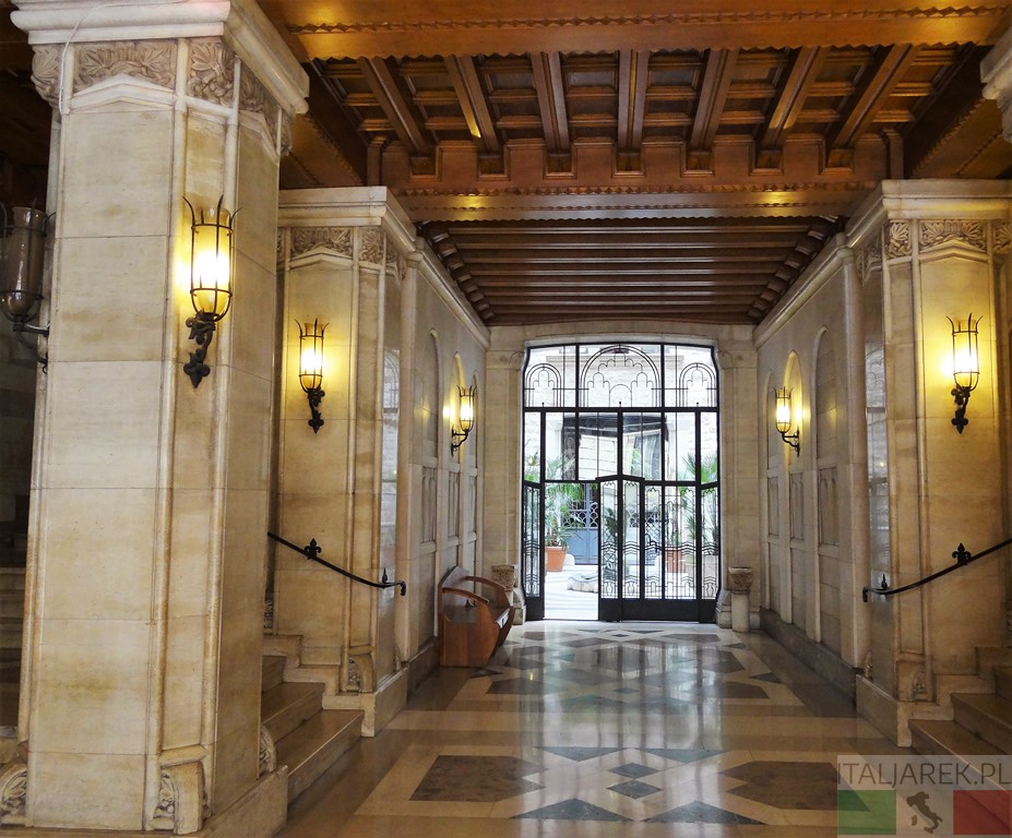Wnętrze Palazzo dell acqua