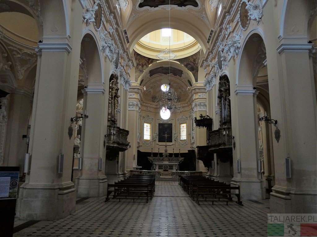Complesso della Santissima Annunziata - wnętrze kościoła