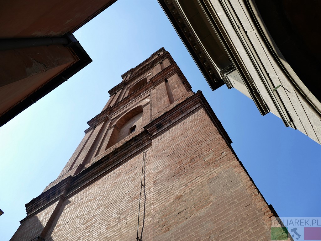 Certosa di Bologna - wieża kościała