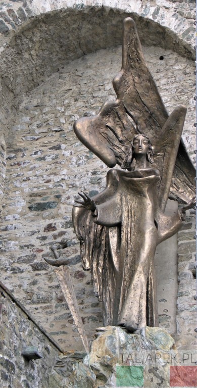 Rzeźba św. Michała Archanioła
