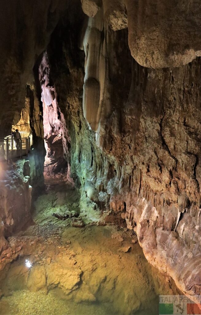 Grotte di Pastena - jeziorko