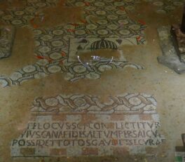Mozaiki Rawenna - krypta kościoła San Francesco