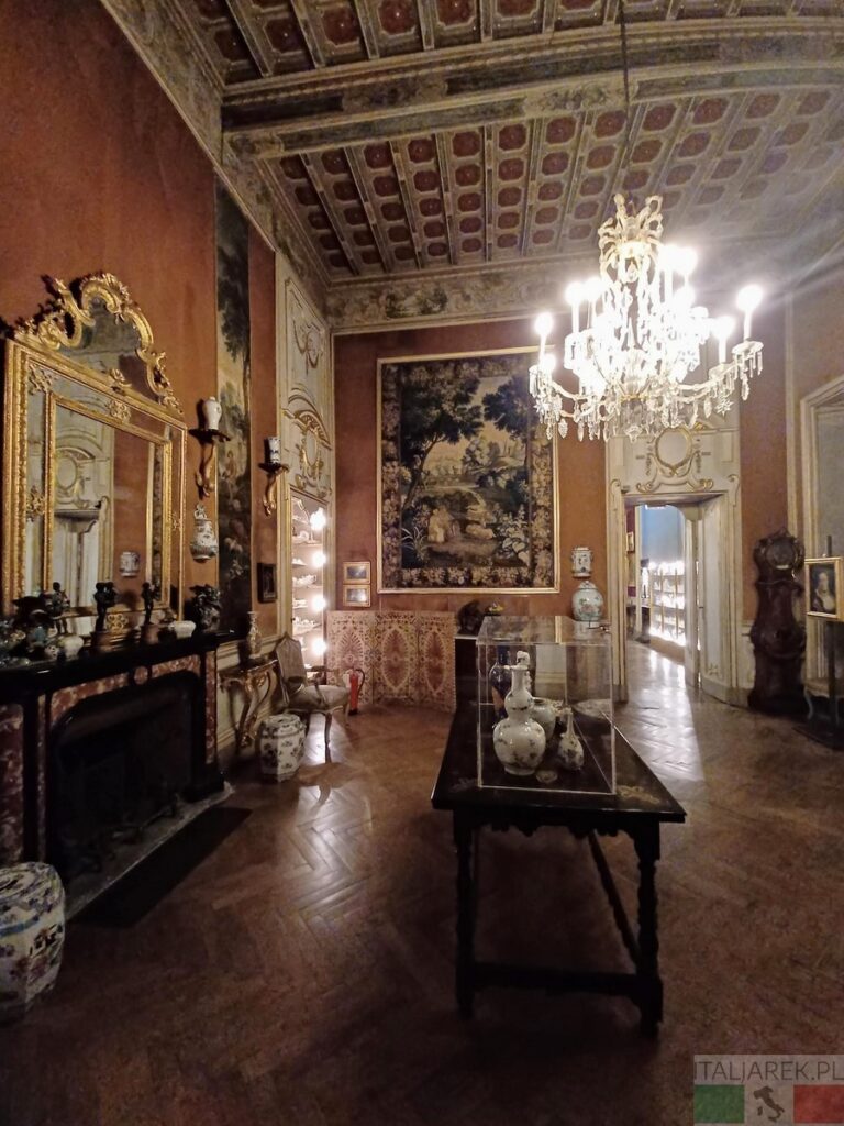 Villa Cagnoli - jedna z sal muzeum