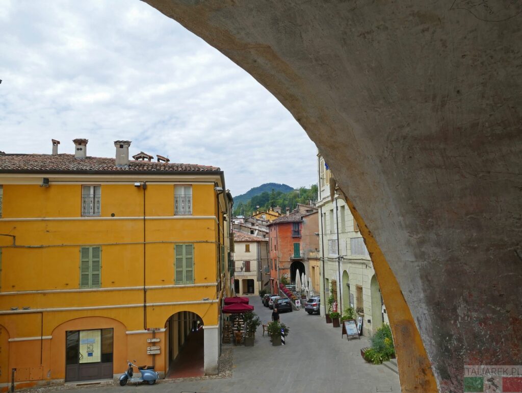 Brisighella - widok z Via degli Asini