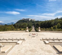 Monte Cassino: Przechodniu, powiedz Polsce