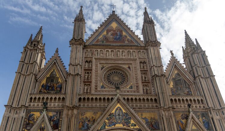 Katedra w Orvieto - fragment fasady