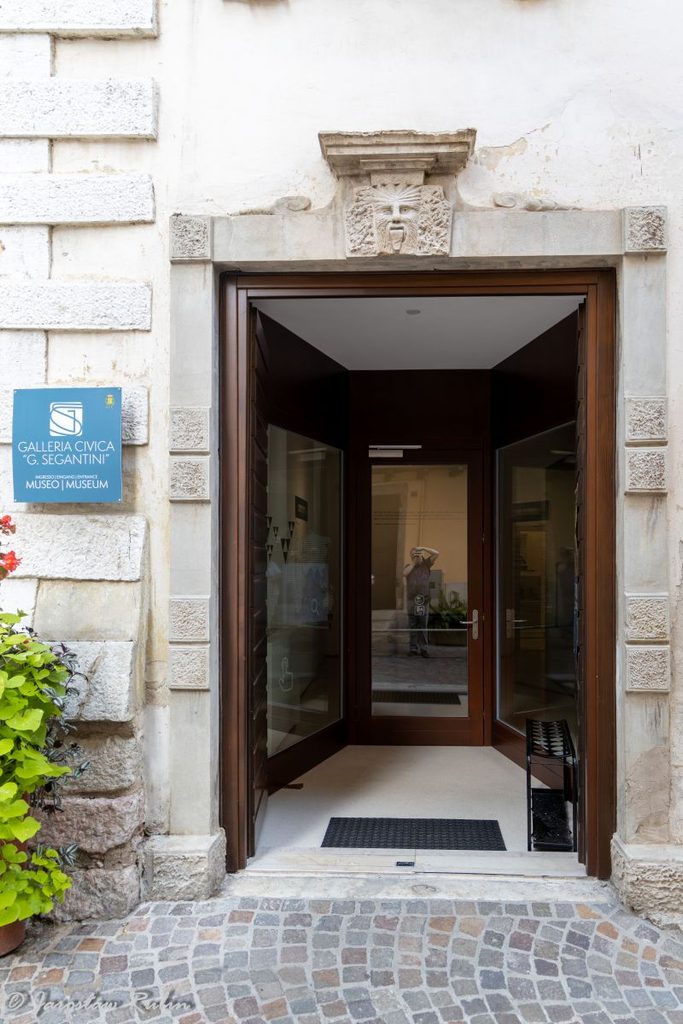 Co zobaczyć w Arco? Galleria Civica G. Segantini