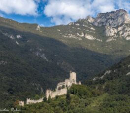 Castello di Avio – średniowieczna warownia nad doliną Adygi