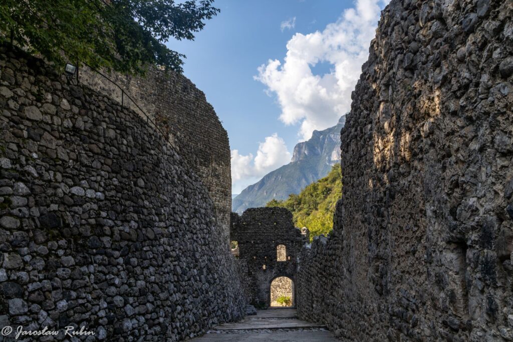 Castello di Avio