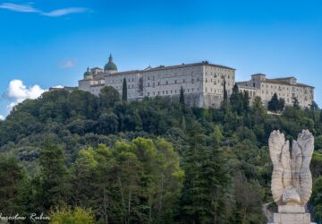 Polski przewodnik w opactwie Monte Cassino – jak zarezerwować wizytę?