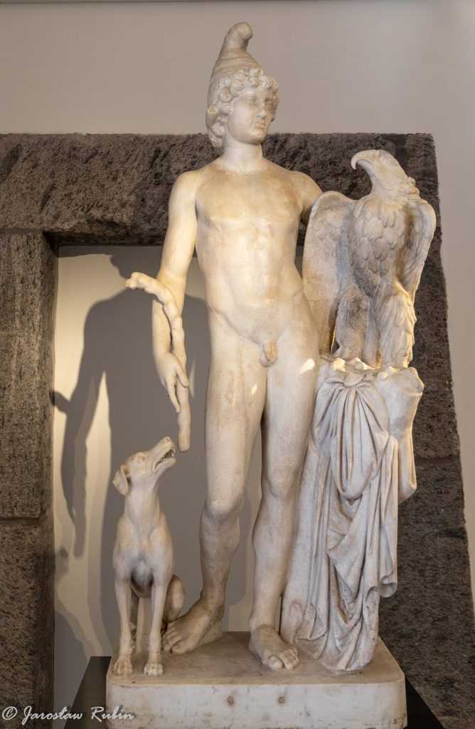 Ganimedes z orłem – rzymska rzeźba z kolekcji Farnese