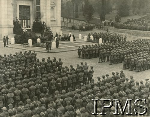 Predappio, Włochy. Przysięga 3 Brygady Strzelców Karpackich.