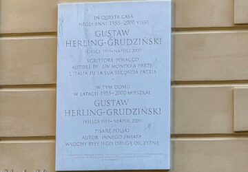 Gustaw Herling-Grudziński – tablica pamiątkowa - Neapol