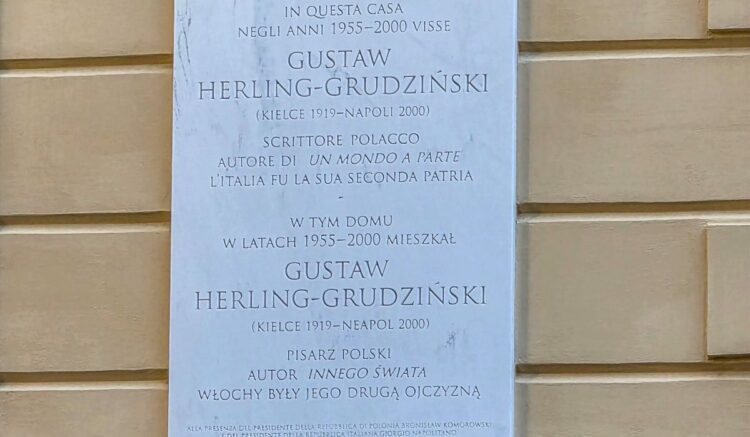 Gustaw Herling-Grudziński – tablica pamiątkowa - Neapol